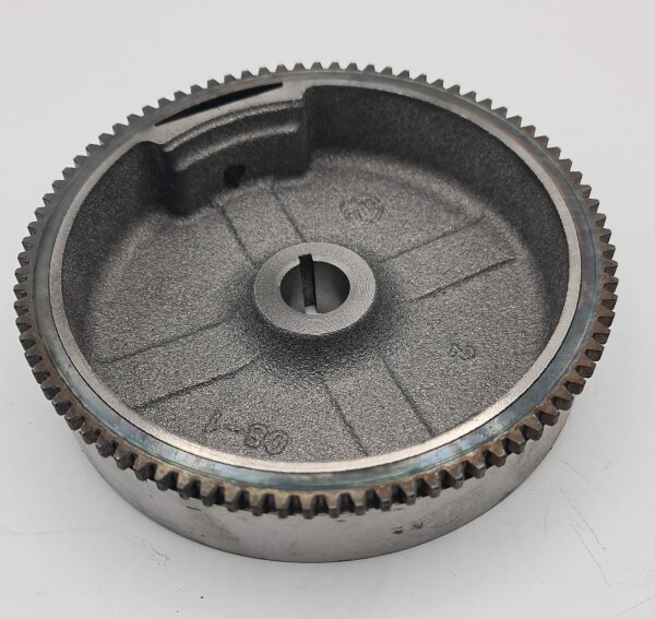 Schwungrad 551011060
